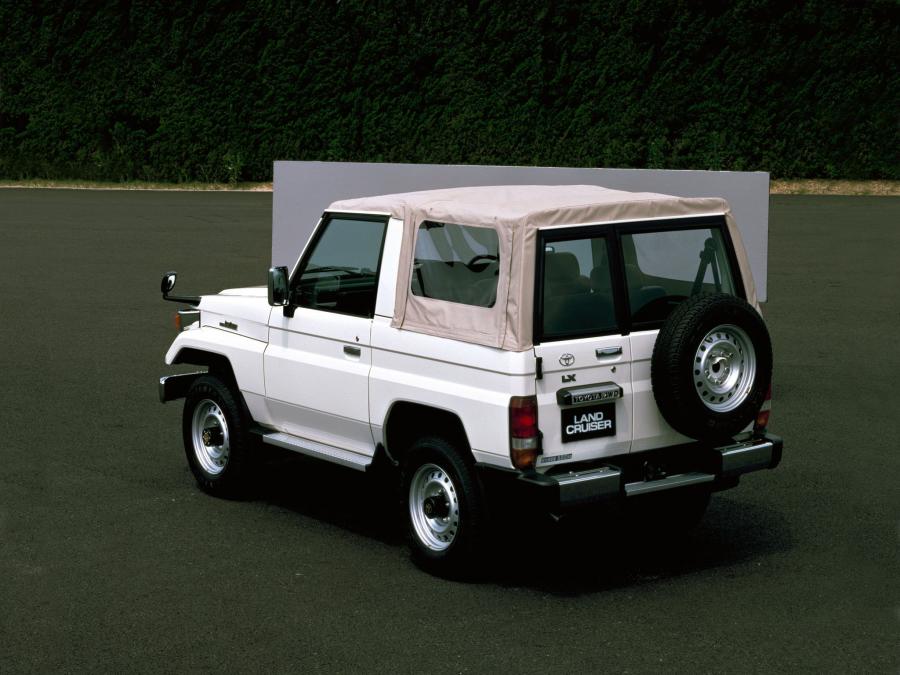  Toyota Land Cruiser 70 (PZJ70) 1990 года  (фото 6 из 11)